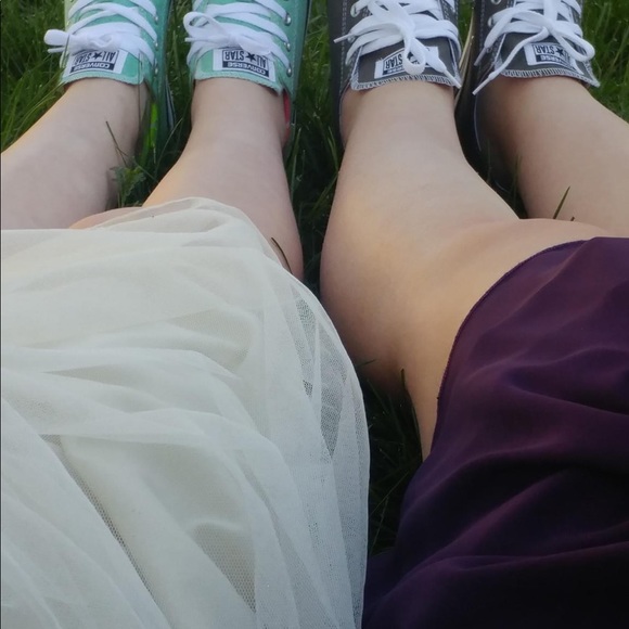 Converse - Picture 2 of 4